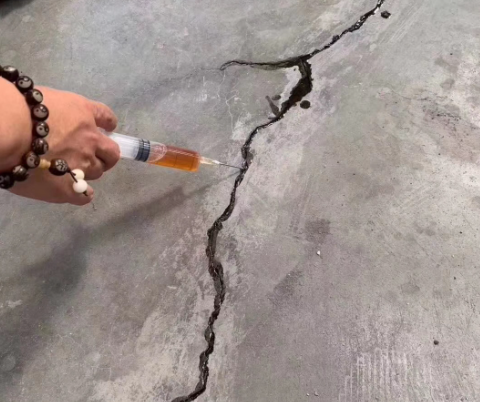 广安混凝土裂缝修补技术详解​